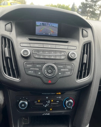 Ford Focus cena 39900 przebieg: 65100, rok produkcji 2017 z Kisielice małe 211